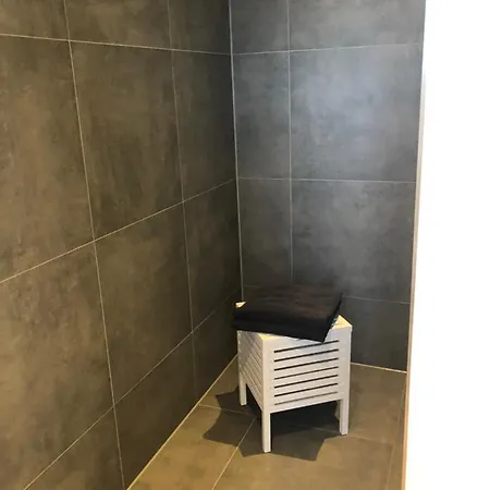 Bee - Urlaubs Und Business Loft Διαμέρισμα