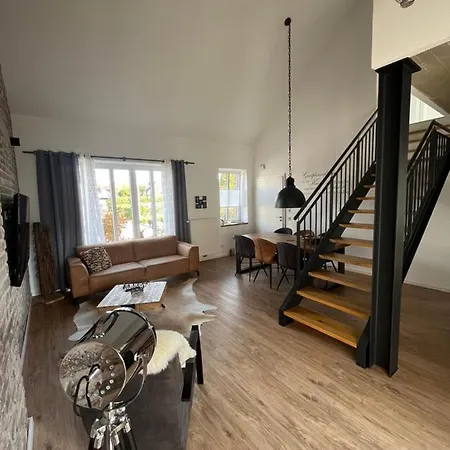 Bee - Urlaubs Und Business Loft Appartement